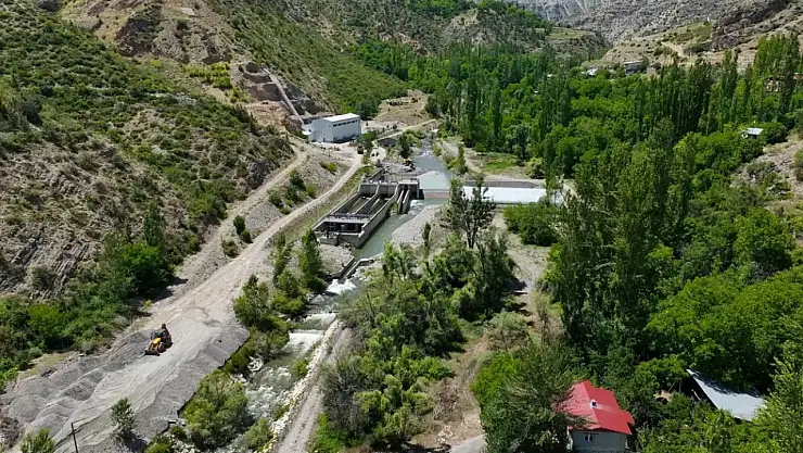 Erzurum'da Tatil Yapan Çocuk, Çaya Düştü ve Hayatını Kaybetti