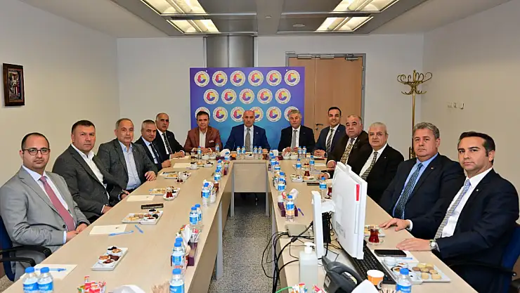Erzurum'da TOBB Genel Kurulu öncesi önemli toplantı üyelerin talepleri masaya yatırıldı