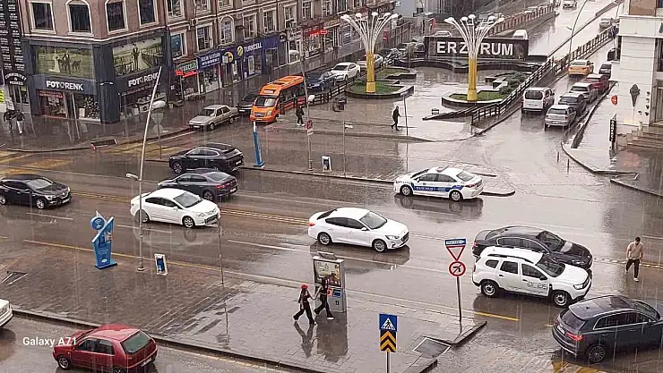 Erzurum'da Yağmurla Birlikte Hava Sıcaklığı Normallerin Üstünde Seyrediyor