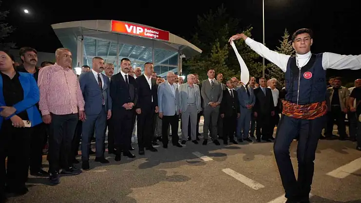 Erzurum'da Yalçın'a Yoğun İlgi ve Sevgiyle Karşılandılar