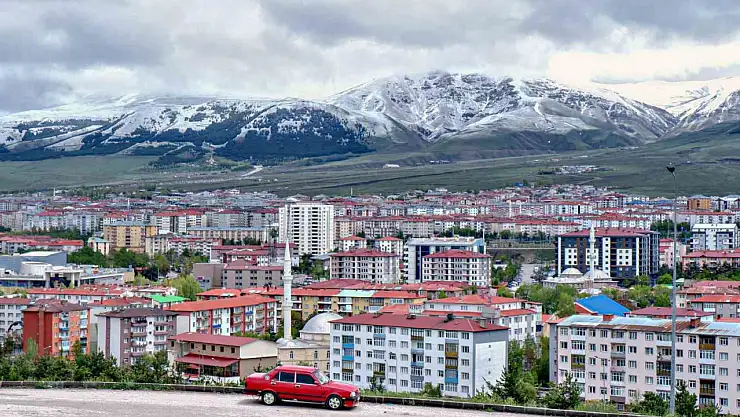 Erzurum'daki Ortalama Hanehalkı Büyüklüğü 3,4 Olarak Belirlendi