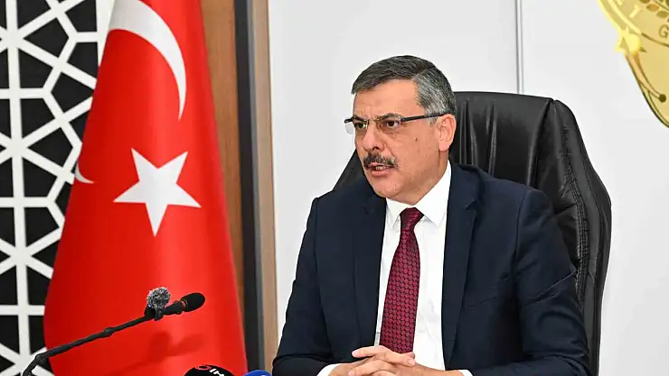 Erzurum Kongresi'nin 106. yılı, Vali Çiftçi'den vatansever mesajlarla kutlandı
