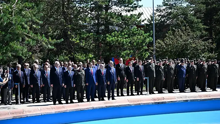 Erzurum Kongresi'nin 106. Yılı Coşkuyla Kutlandı