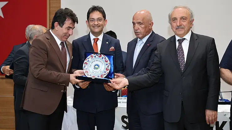 Erzurum Ticaret Borsası Başkanı Hakan Oral: Kırık ve Dallıkavak Tünelleri Bölgesel Ekonomiye Büyük Katkı Sağlayacak