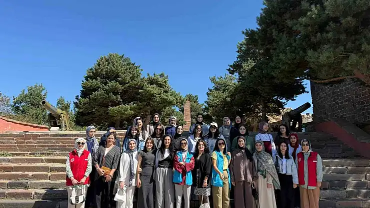 Erzurum'un kültürel mirası Ağrılı gençlerle buluştu