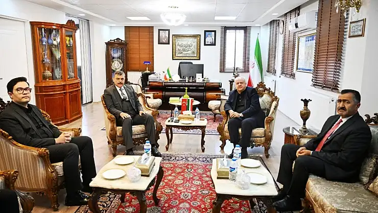 Erzurum Valisi Çiftçi, İran Başkonsolosu'na taziye ziyaretinde bulundu