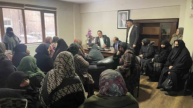 Erzurumlu Avukat Elmalı'dan emeklilere kış desteği