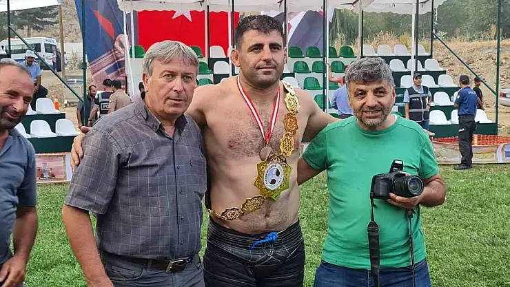 Erzurumlu güreş antrenörü milli takımın başında