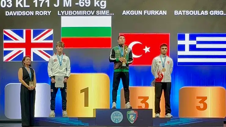 Erzurumlu Kick Bokscular Avrupa Şampiyonası'nda Bronz Madalya ile Gururlandırdı!