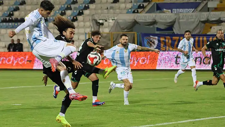 Erzurumspor FK ve Sakaryaspor puanları paylaştı, maç 1-1 sona erdi