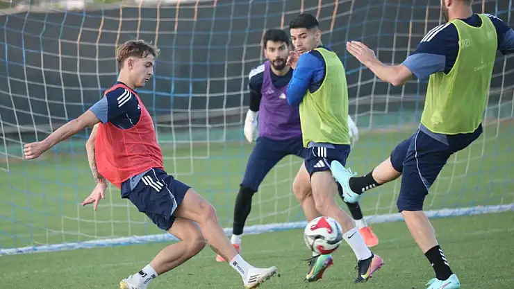 Erzurumspor, Sakaryaspor maçı hazırlıklarına eksiksiz devam ediyor