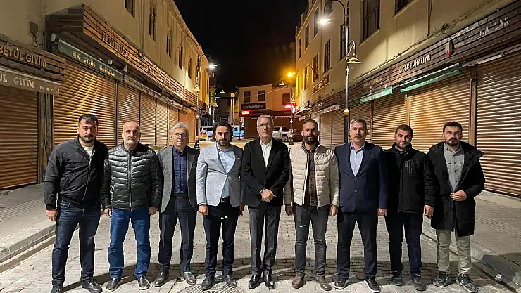 Eşbaşkan Söylemez, Tarihi Çarşıda Yapılan Aydınlatma Çalışmalarını İnceledi