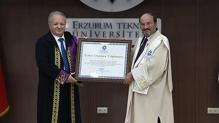 ETÜ'de 2024-2025 Akademik Yılına Özel Giysi ve Ödül Töreni