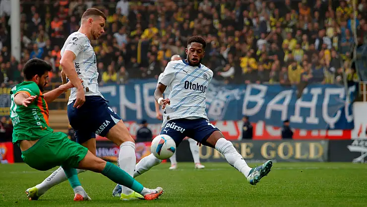 Fenerbahçe Alanya deplasmanında 3 puanla ayrıldı