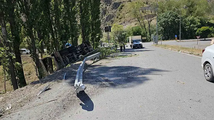 Freni patlayan kamyon derin uçuruma düştü: 1 kişi hayatını kaybetti