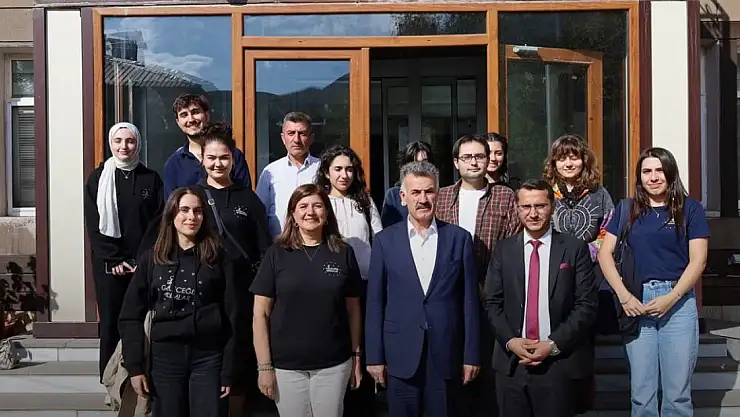 Geleceğe Adımlar Derneği'nden Başkan Mutlu'ya Teşekkür Ziyareti