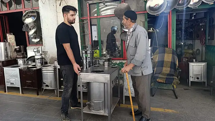 Gelenek devam ediyor: Ağrılılar yine saç sobayı tercih ediyor