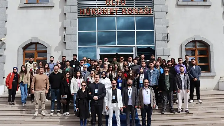 Genç Hekimlere Yönelik Acile İlk Adım Sempozyumu Oltu'da Gerçekleşti