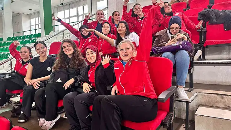 Giresun'da YURTLİG Kadınlar Voleybolu'nda Erzurum Kız Yurdu ikinci oldu, Türkiye finali hedefleniyor!