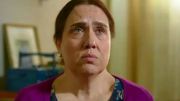 Gülten ve Nedret'in annesini hangi oyuncu oynuyor? Mavi Dolunay Otel Nezahat kimdir?