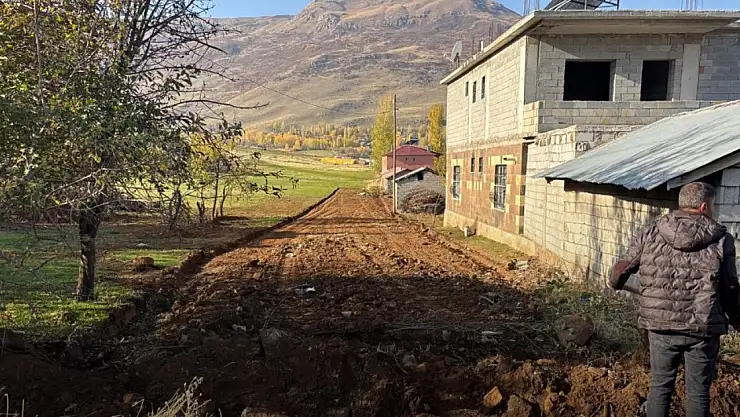 Güroymak'ta İmar Yolu Çalışmaları Sürüyor