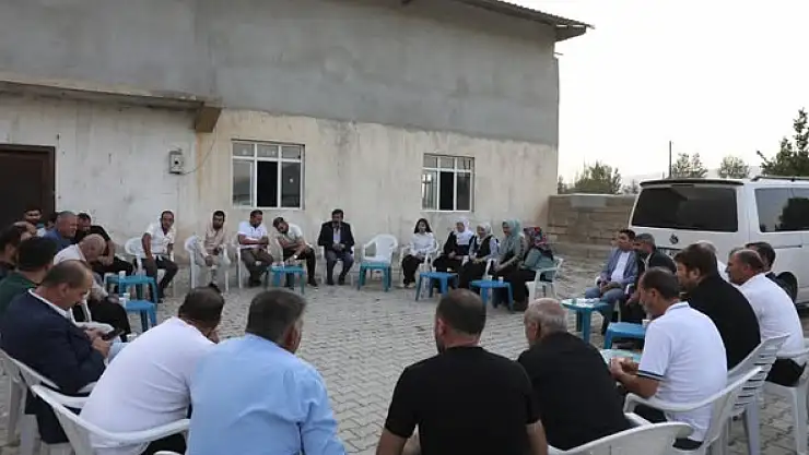 Gürpınar Belediyesi Eşbaşkanları Erkaldı Mahallesi Halk Buluşmasında Vatandaşlarla Bir Araya Geldi
