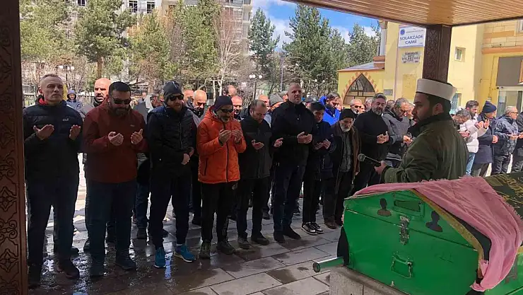 Güven Uşun'un anne acısı