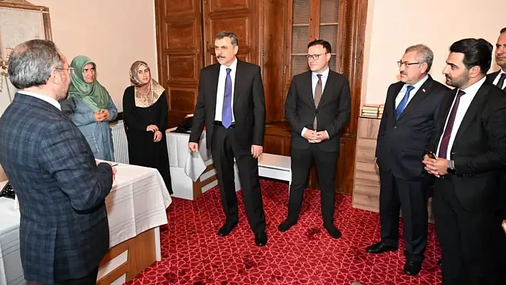 Hafızlara Destek: Vali Çiftçi, Dar'ul Huffaz'da Eğitimleri İnceledi