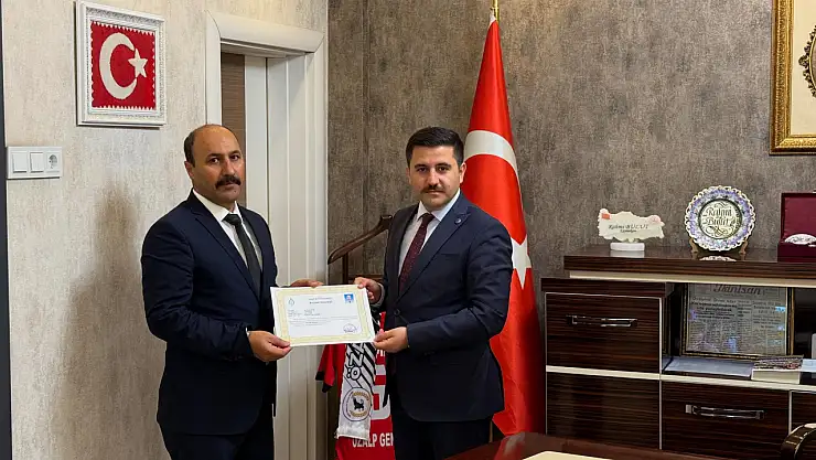 Haydar Keleş, Özalp Kaymakamlığı'ndaki veda töreninde dostluk ve işbirliğini simgeledi