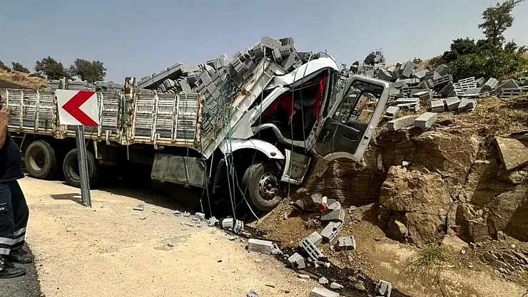 Hizan'da Feci Trafik Kazası: Bir Kişi Hayatını Kaybetti