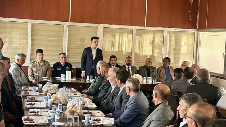 Horasan'da 'Muhtarlar Günü' Kutlandı