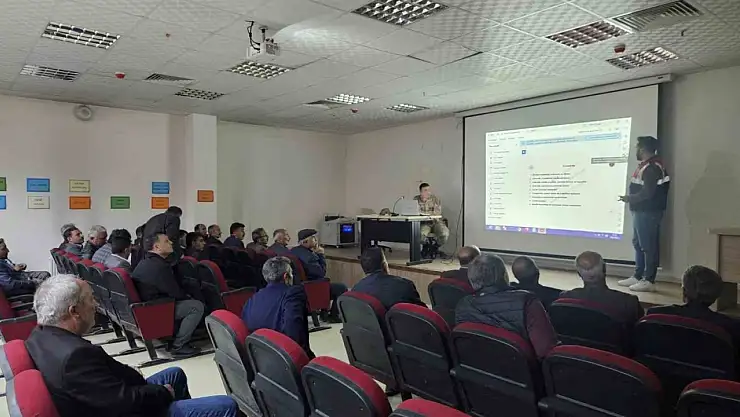 Horasan'da Muhtarlara Madde Bağımlılığıyla Mücadele Eğitimi