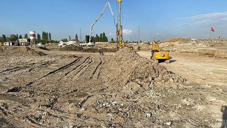 Iğdır'a 400 Yataklı Yeni Devlet Hastanesi İnşa Ediliyor