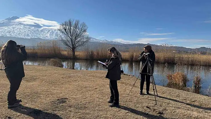 Iğdır Aras Karasu'da su kuşu sayımı