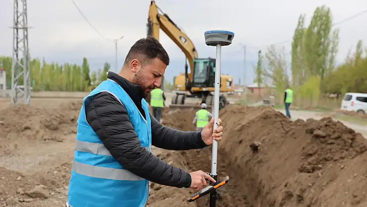Iğdır Belediyesi'nden Özgür Mahallesi'ne Yeni Temiz Su Hattı