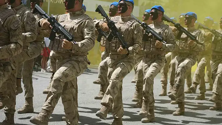 Iğdır'da 30 Ağustos Zafer Bayramı coşkuyla kutlandı! Halk gösterilere büyük ilgi gösterdi