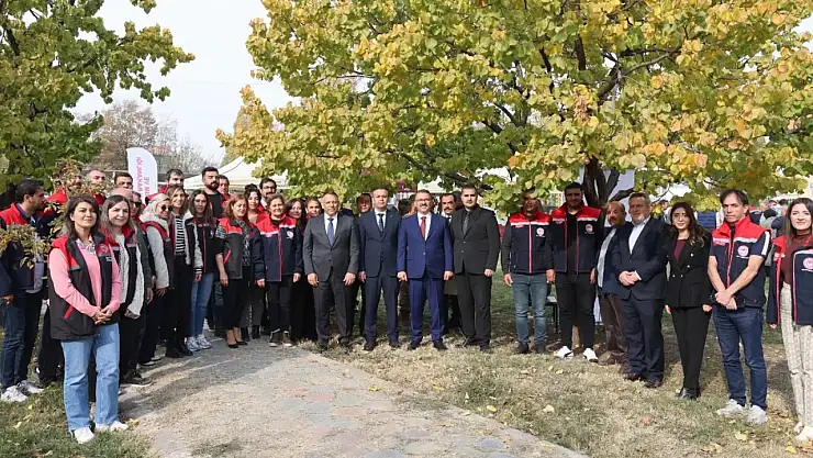 Iğdır'da Arıcılara Modern Ekipmanlar Teslim Edildi