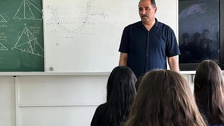 Iğdır'da DYK Kursları Öğrencilerle Doldu: Milli Eğitim Müdürü Ziyarette Bulundu