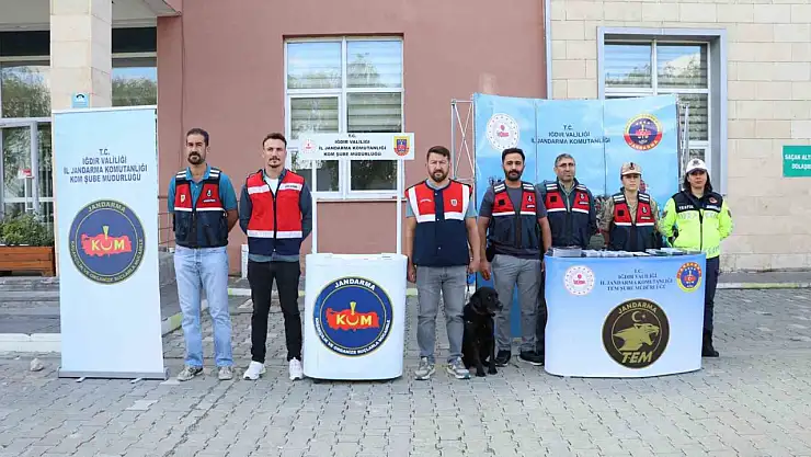 Iğdır'da Jandarma, Üniversite Öğrencilerine Güvenlik Eğitimi Verdi