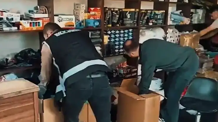 Iğdır'da kaçak sigara operasyonu: Çok sayıda kaçak ürün ele geçirildi