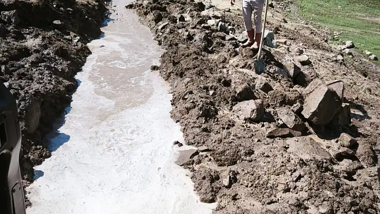 Iğdır'da Tarımsal Üretimi Artırmak İçin Sulama Kanalları Yenilendi!