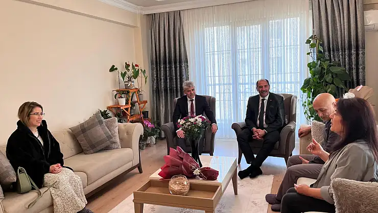 Iğdır İl Millî Eğitim Müdürü Aziz Gün'den Emekli Öğretmene Anlamlı Ziyaret