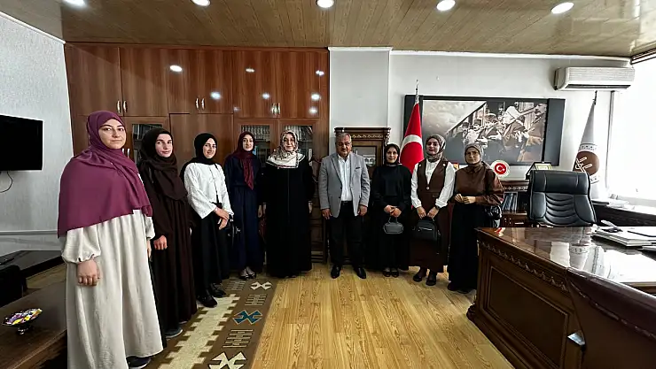 Iğdır İl Müftülüğü'nde 9 Öğrenci Ulusal Staj Programı Kapsamında Staja Başladı