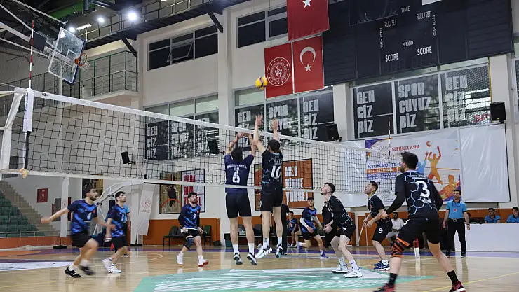 Iğdır KYK, YURTLİG Voleybol Turnuvası'nda şampiyon oldu!
