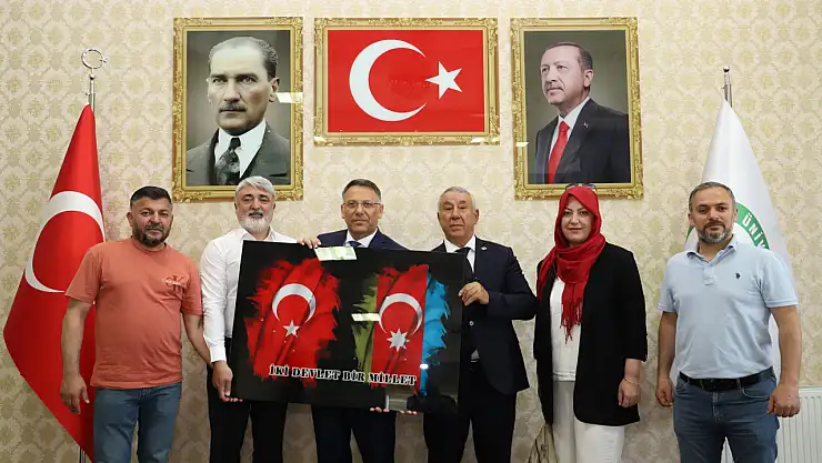 Iğdır Üniversitesi'nde Iğdır Azerbaycan Evi Derneği'nden Rektör Gürel'e Ziyaret