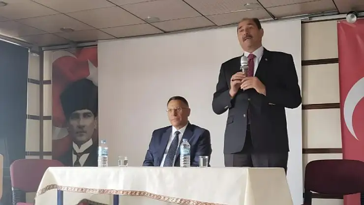 Iğdır Üniversitesi Rektörü ve İl Milli Eğitim Müdüründen Öğrencilere Moral Ziyareti