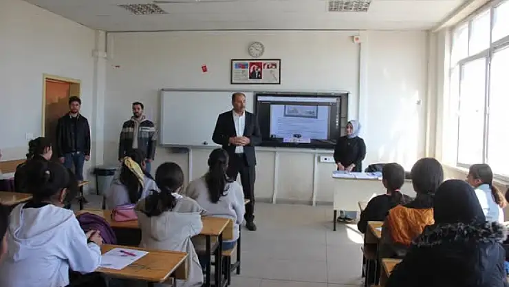 İl Milli Eğitim Müdürü Aziz Gün, Destekleme ve Yetiştirme Kurslarını Ziyaret Etti