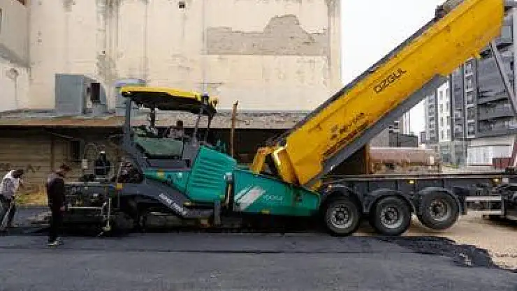 İpekyolu Belediyesi Asfaltlama Çalışmalarına Hız Kesmeden Devam Ediyor