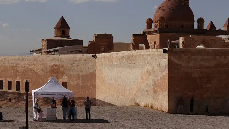 İshak Paşa Sarayı'nda halk sağlığına vurgu yapıldı