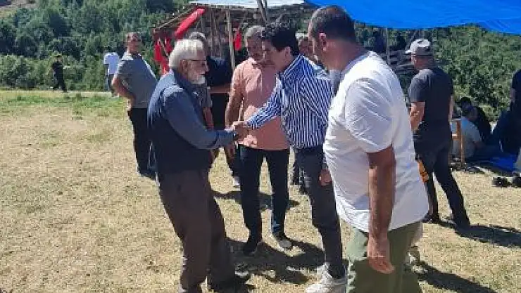 İspir Belediye Başkanı Coşkun, Çiçekli Mahallesi Yaylasında Hemşehrilerle Buluştu